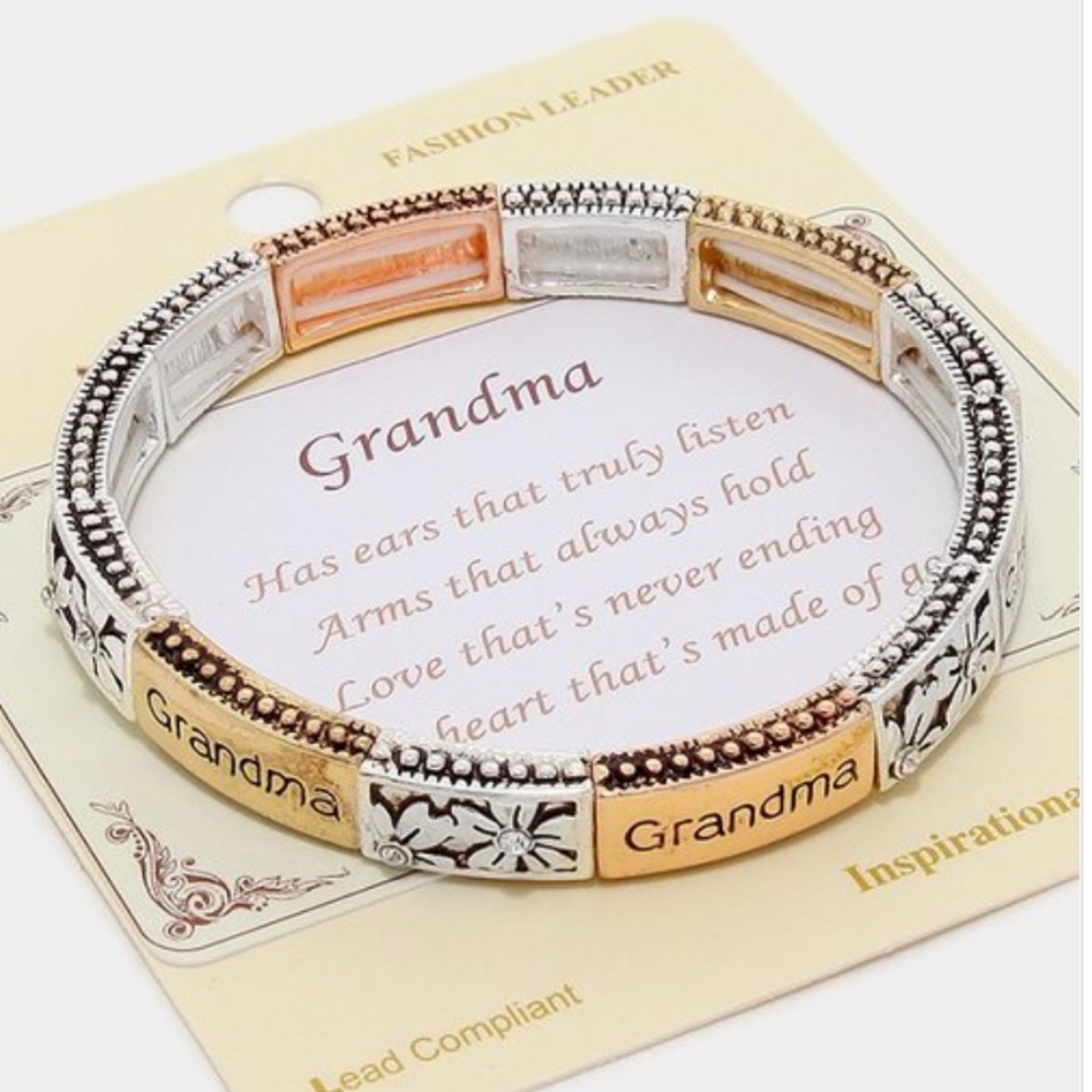 Bracelet for grandma